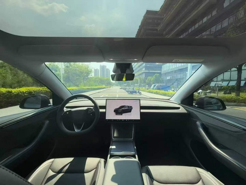 东莞25年特斯拉MODEL Y5