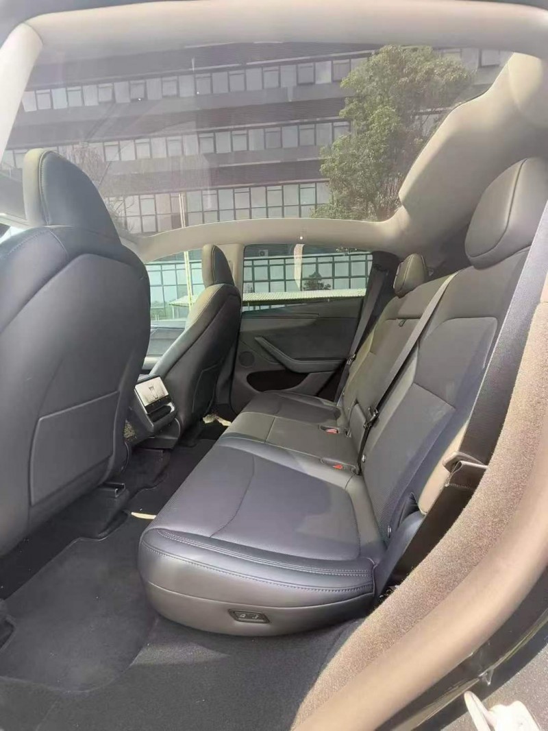 东莞25年特斯拉MODEL Y6