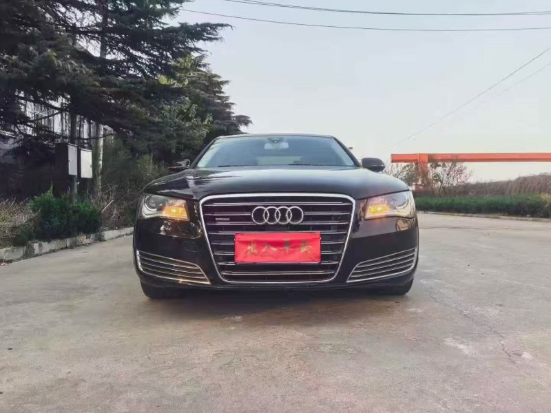 青岛14年奥迪A8L1
