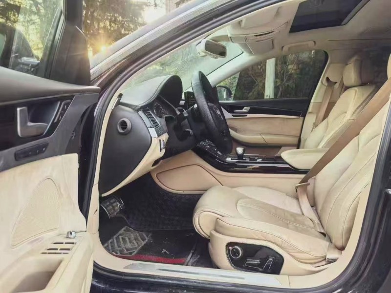 青岛14年奥迪A8L5