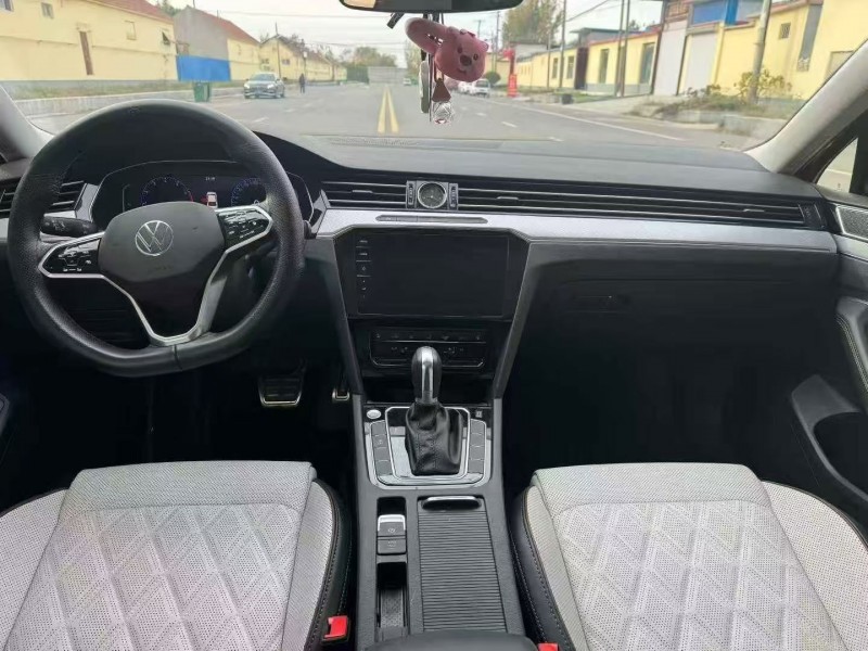 烟台24年大众迈腾5