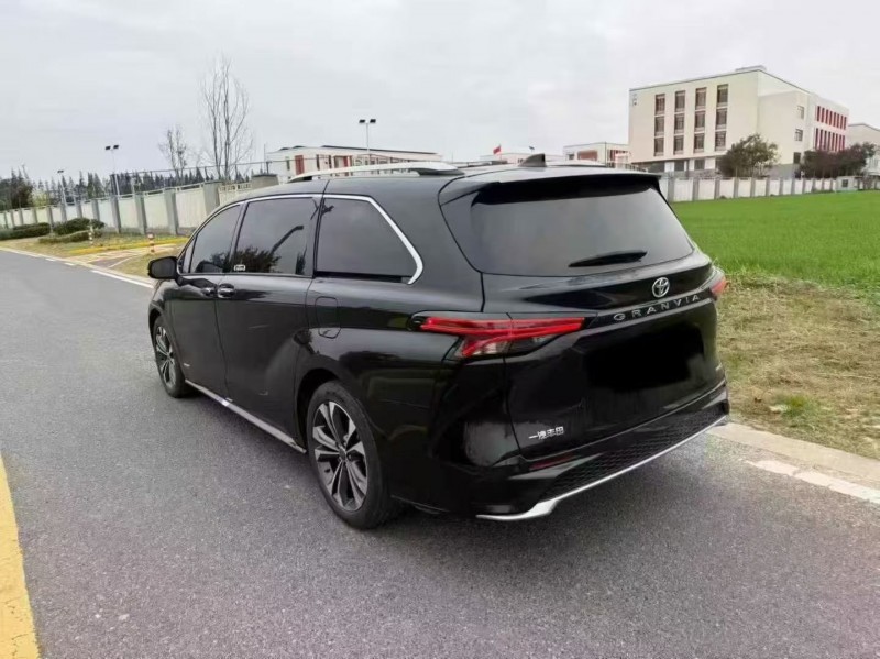 徐州23年丰田格瑞维亚7