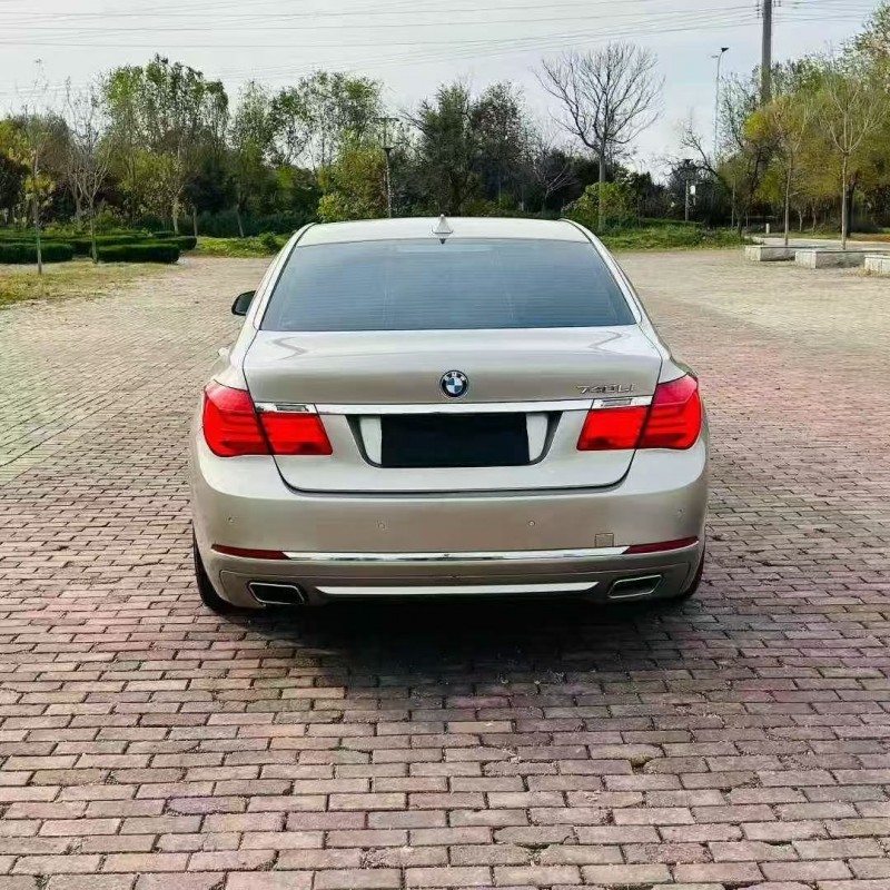 枣庄10年宝马7系8