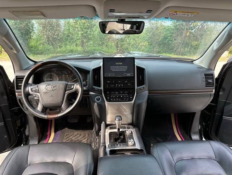 徐州19年丰田兰德酷路泽8