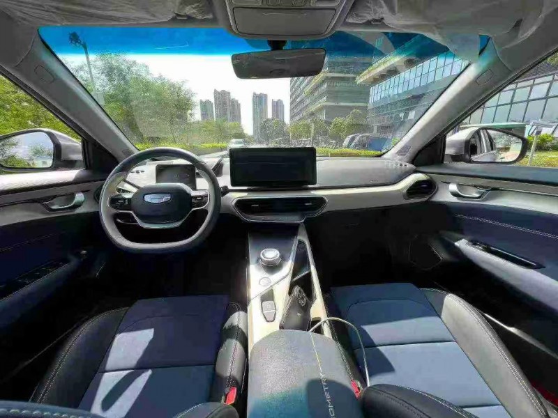 东莞23年吉利几何4