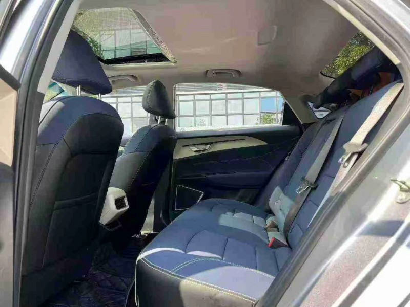 东莞23年吉利几何5