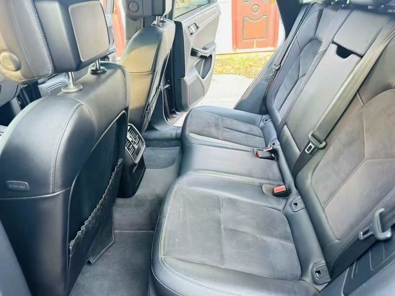 烟台16年保时捷Macan5