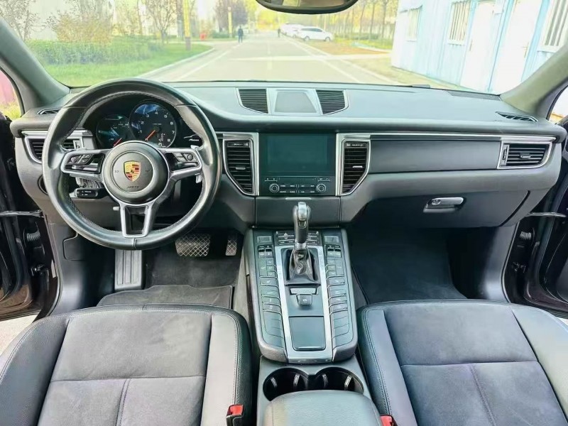 烟台16年保时捷Macan6