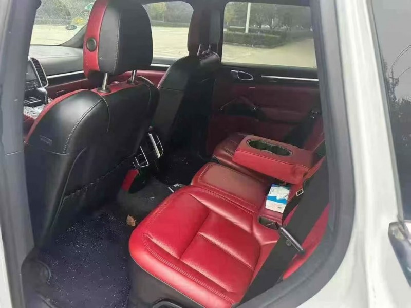 平顶山17年保时捷卡宴5