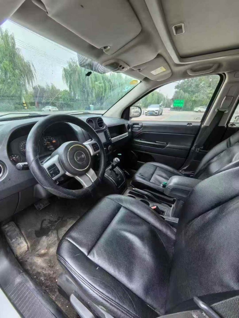 菏泽16年Jeep指南者8