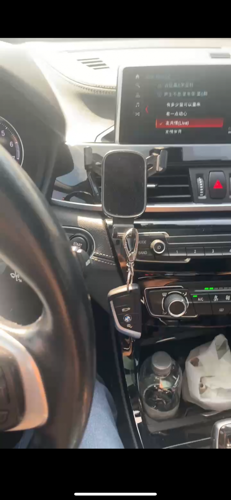 上海19年宝马X26