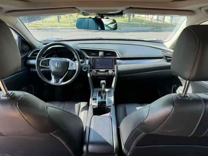 珠海17年本田思域6