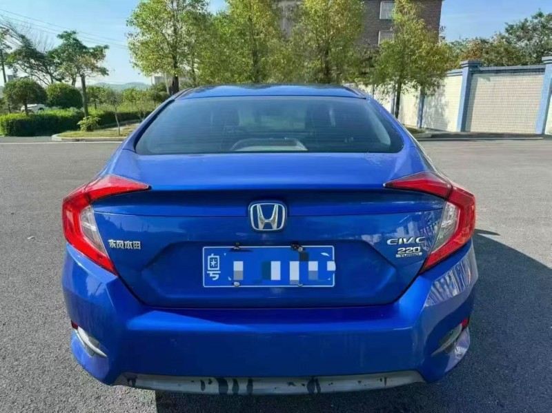 珠海17年本田思域9