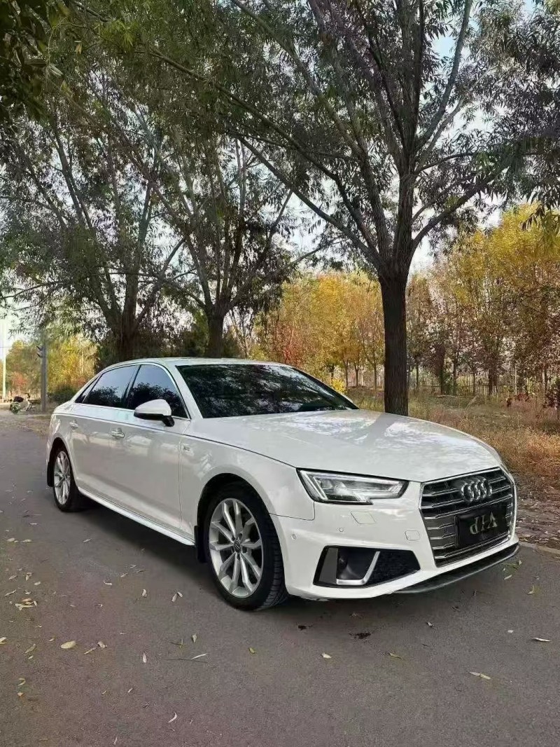 烟台19年奥迪A4L3