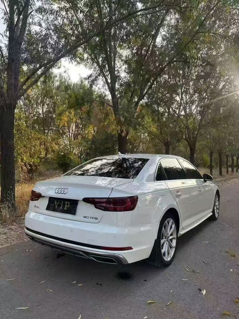 烟台19年奥迪A4L8