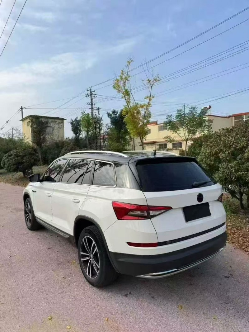 潍坊18年斯柯达柯迪亚克8