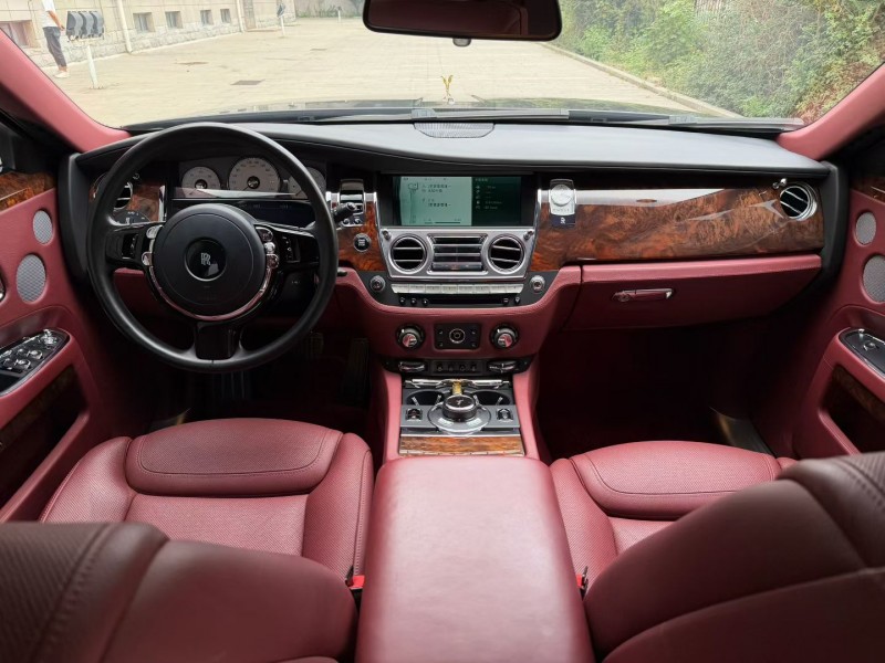 唐山15年劳斯莱斯古斯特5