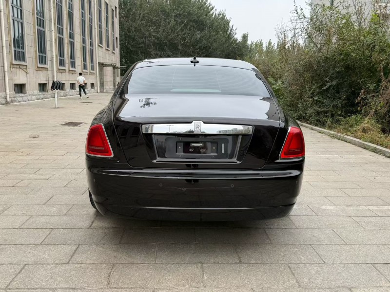 唐山15年劳斯莱斯古斯特9