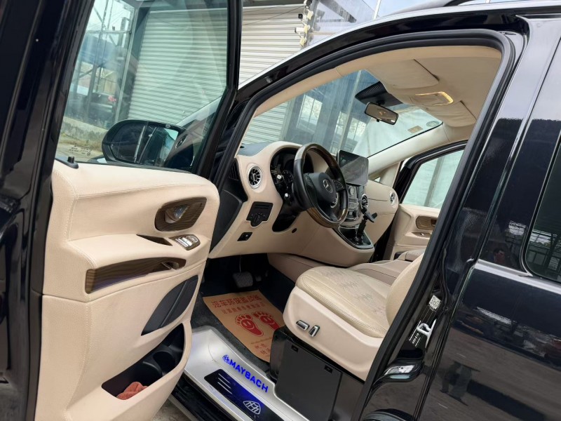 徐州20年奔驰威霆4