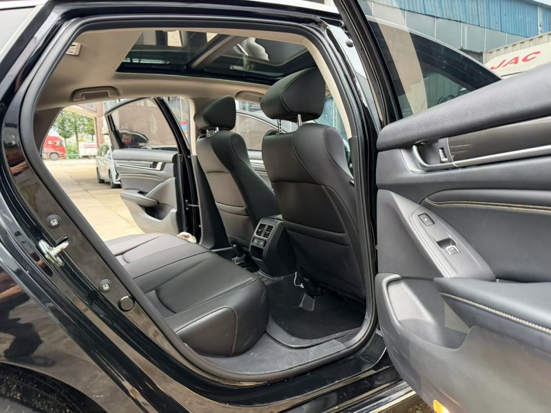 徐州23年本田雅阁7