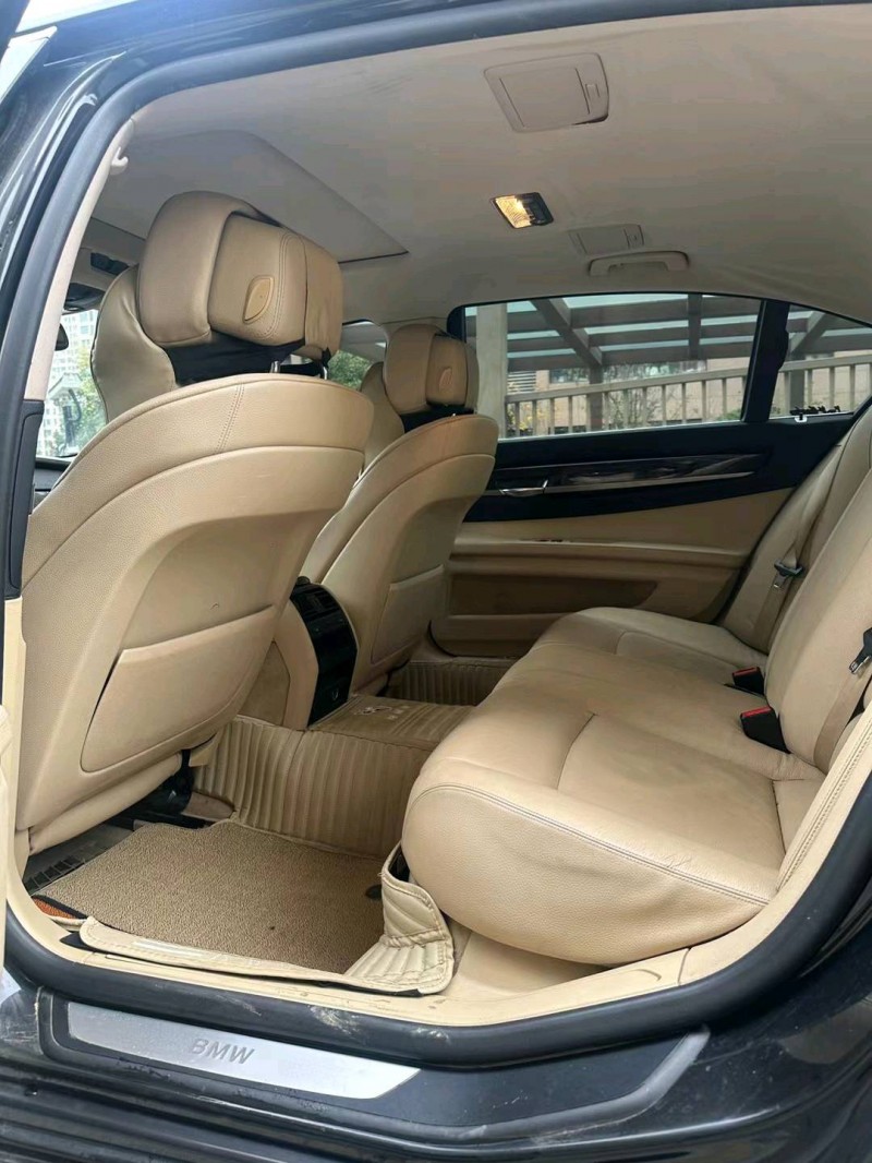 宿迁12年宝马7系4