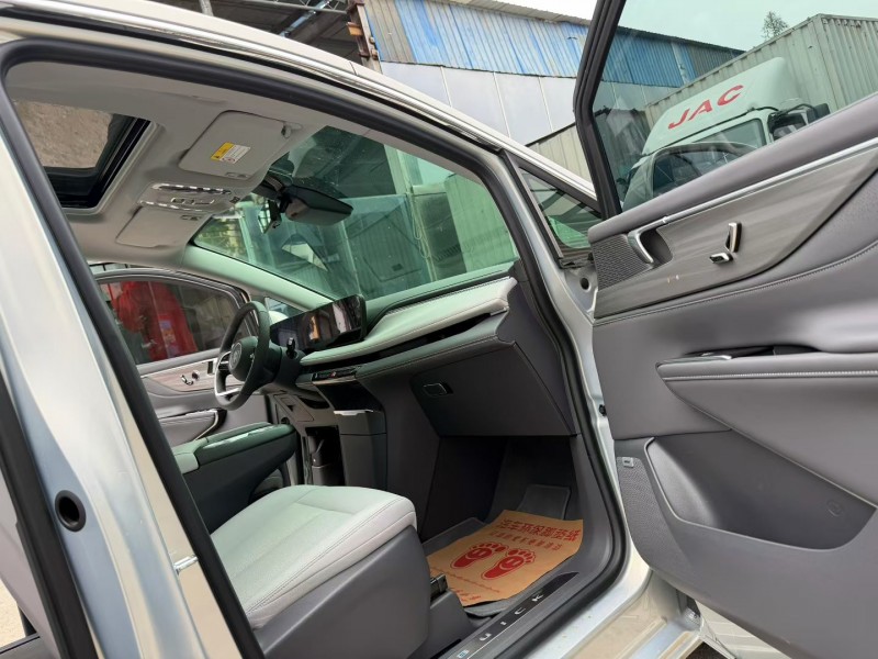 徐州25年别克GL86