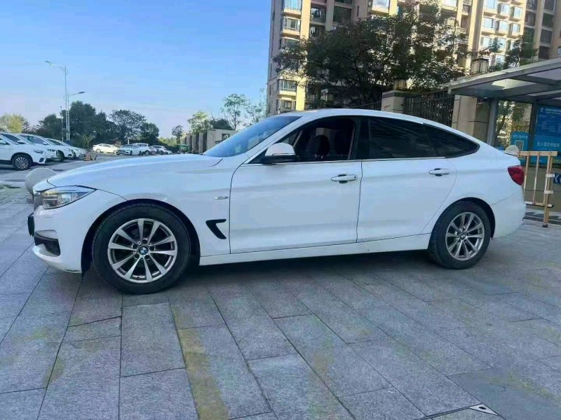 九江15年宝马3系9