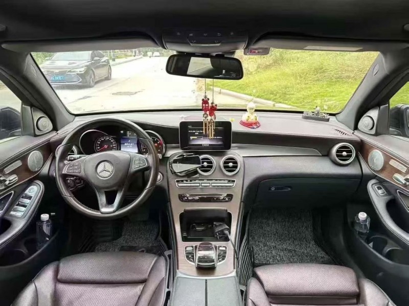 莆田19年奔驰GLC6