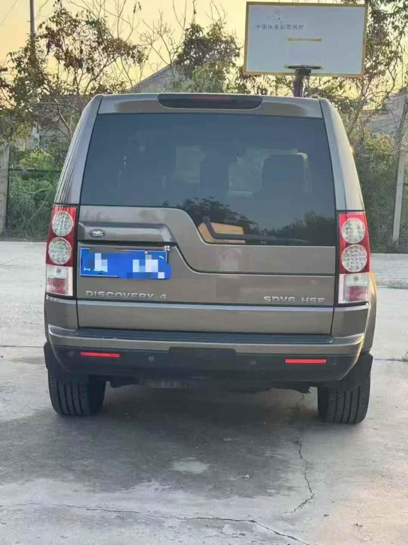 淄博14年路虎发现8