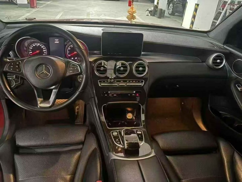 淄博18年奔驰GLC4