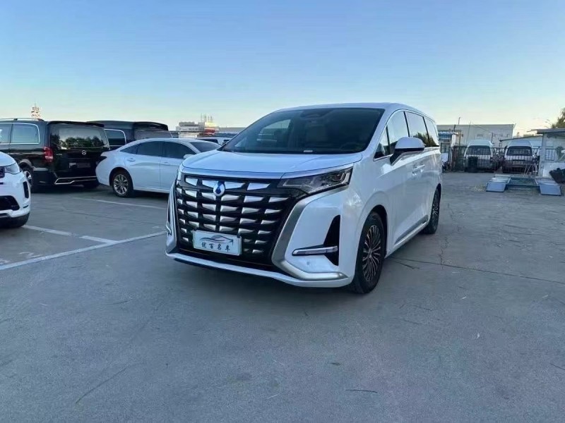 苏州23年腾势D92