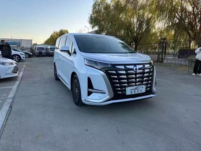 苏州23年腾势D93