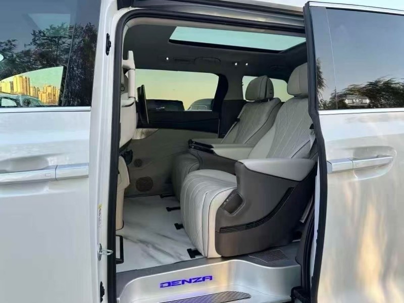 苏州23年腾势D95