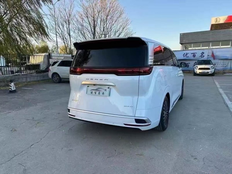 苏州23年腾势D98