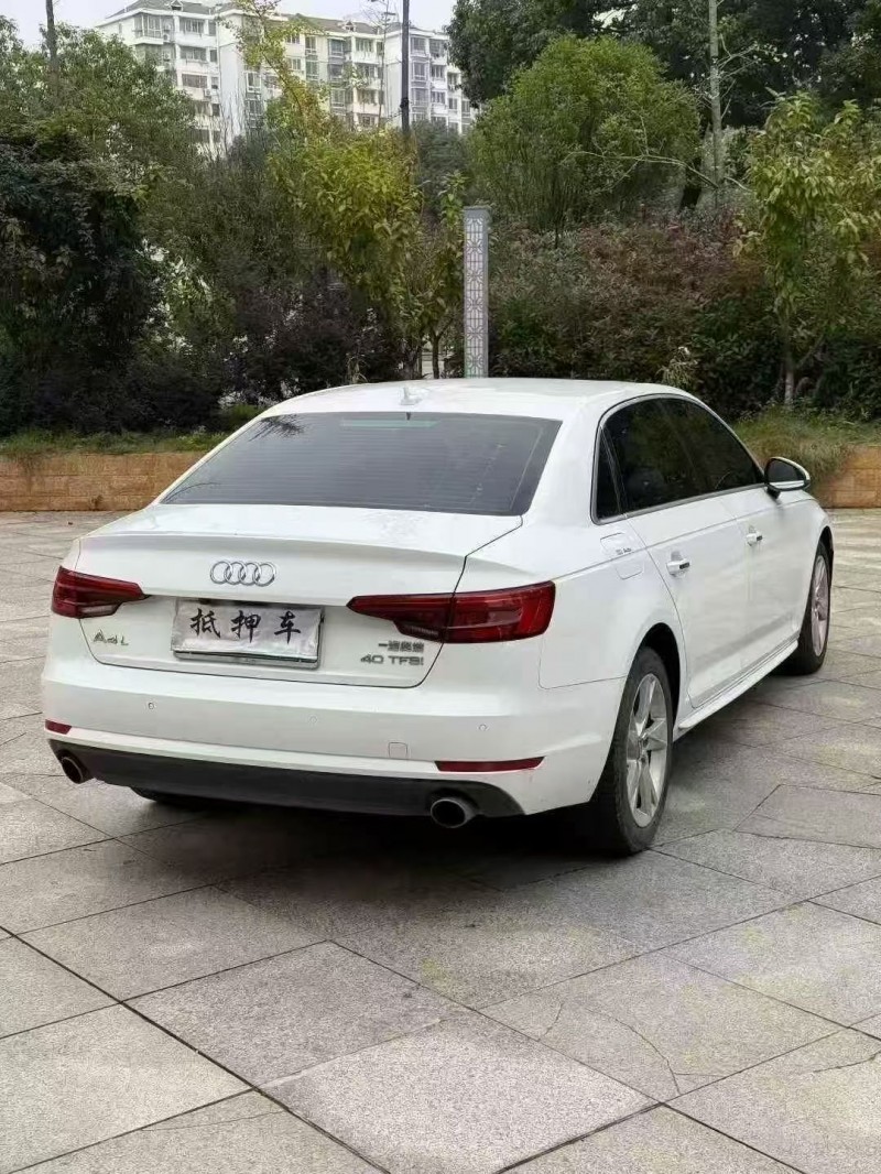 新余17年奥迪A4L7