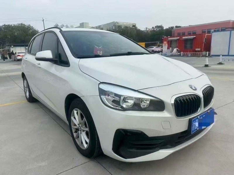 杭州19年宝马2系3