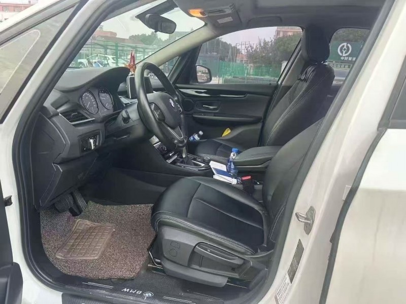 杭州19年宝马2系4