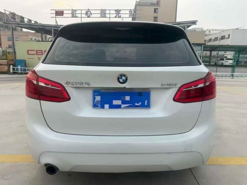 杭州19年宝马2系9