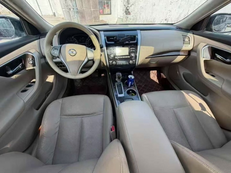 常州15年日产天籁6