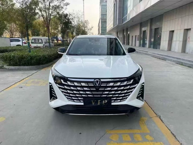 枣庄25年长安汽车UNI1