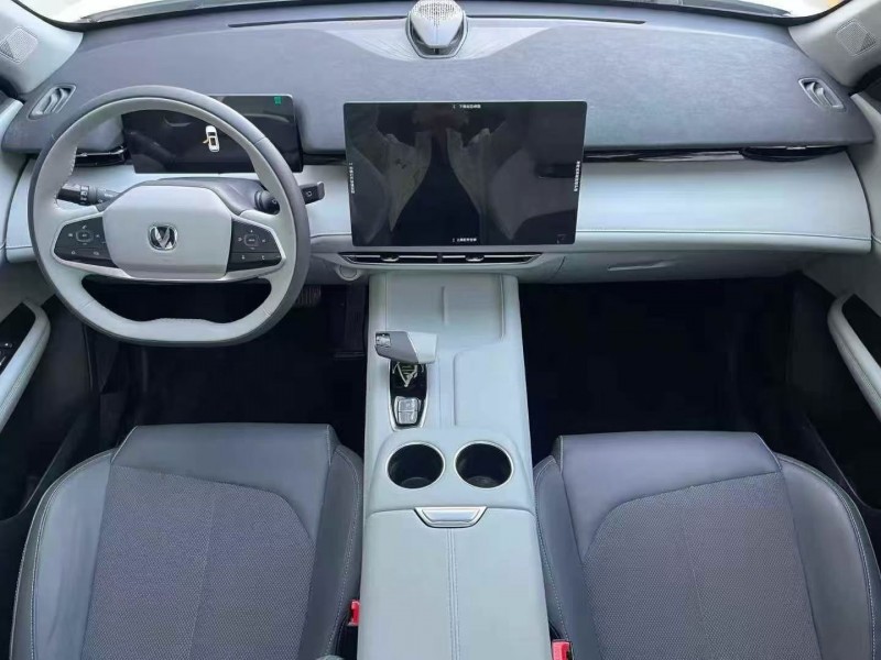 枣庄25年长安汽车UNI7