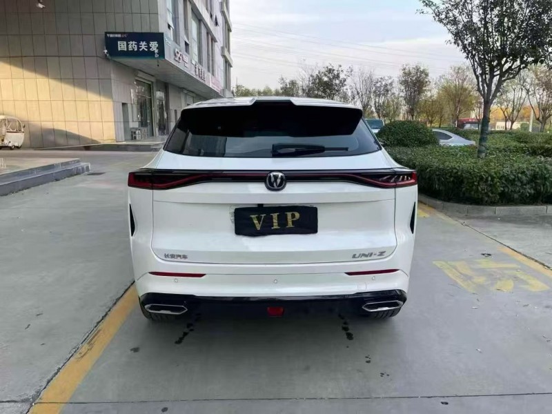 枣庄25年长安汽车UNI8