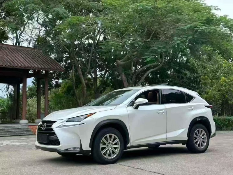 三明15年雷克萨斯NX2