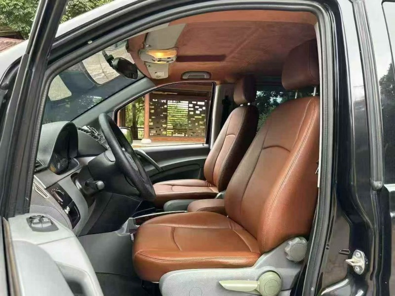 泉州13年奔驰威霆6