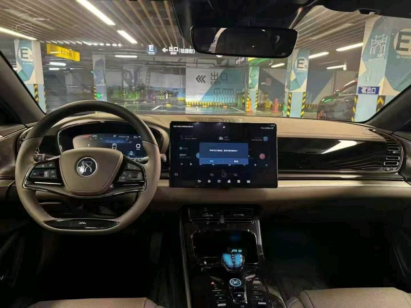 台州23年比亚迪汉4