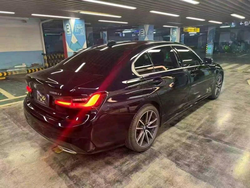 台州22年宝马3系9