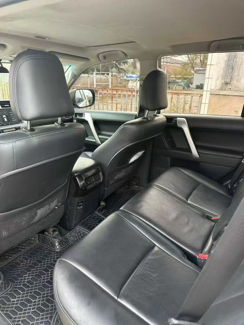 东营16年丰田普拉多4