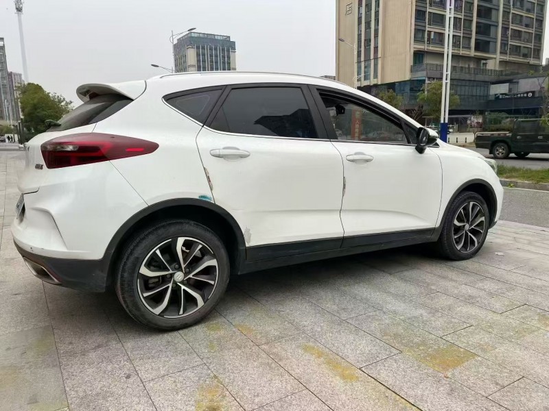 九江21年吉利帝豪6