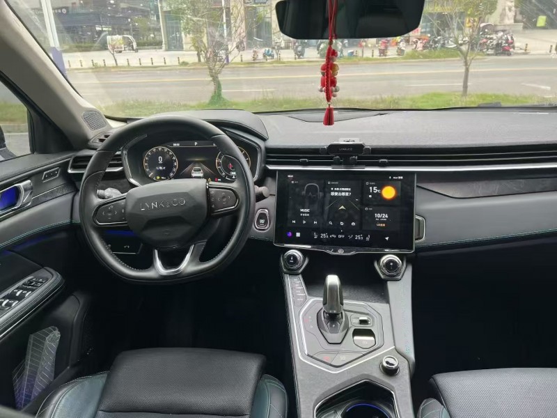 赣州20年领克055