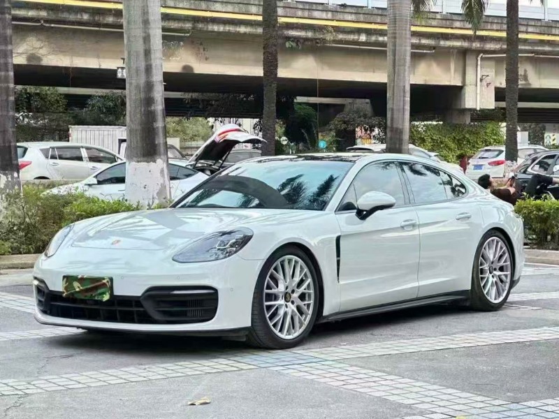 广州21年保时捷帕拉梅拉2